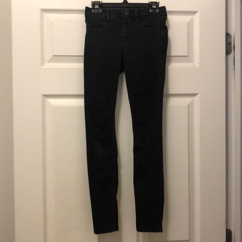 Girl’s Abercrombie Kids black jean legging